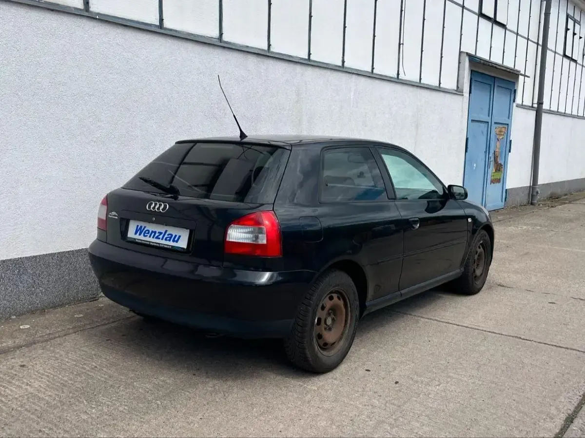 Gebraucht Audi A3 Ambition 102 PS (75 kW) 2003 Schwarz Kleinwagen