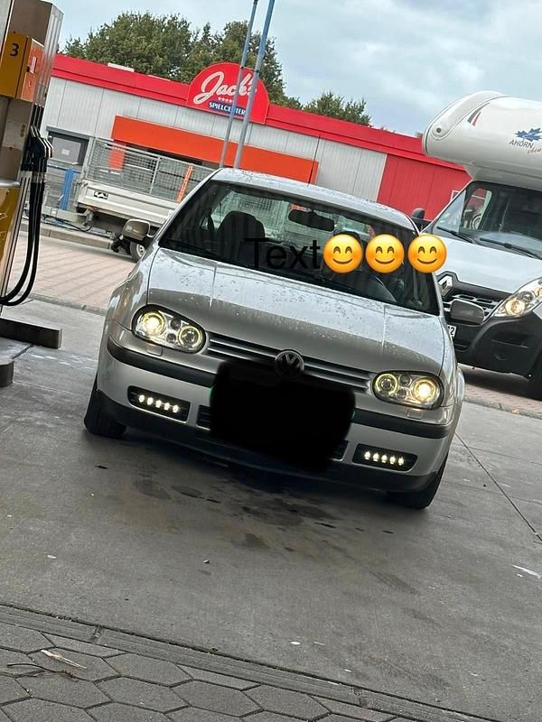 Silber Gebraucht 1999 VW Golf IV Kleinwagen | 2.200 € (Etwas zu teuer) - Bild 1/2
