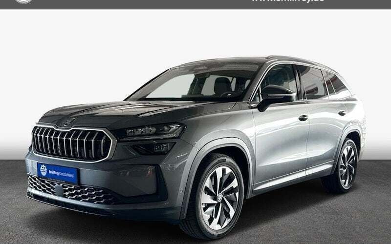 Grau Gebraucht 2024 Skoda Kodiaq Selection SUV | 46.990 € (Fairer Preis) - Bild 1/4
