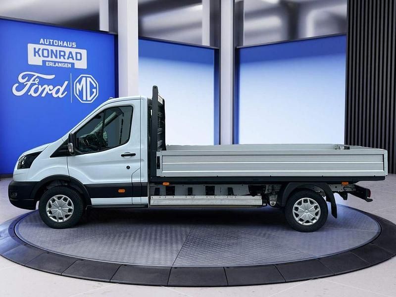 Gebraucht Ford E-Transit Trend 135 kW (184 PS) 2024 Weiß Van
