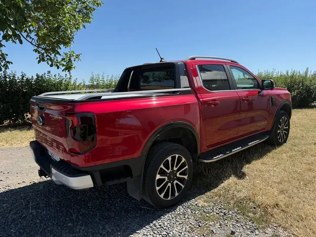 Gebraucht Ford Ranger Platinum 241 PS (177 kW) 2025 Rot Pickup