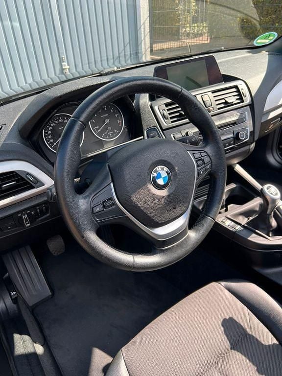 Schwarz Gebraucht 2016 BMW 218 Sport Line Cabrio | 15.000 € (Guter Preis) - Bild 1/4