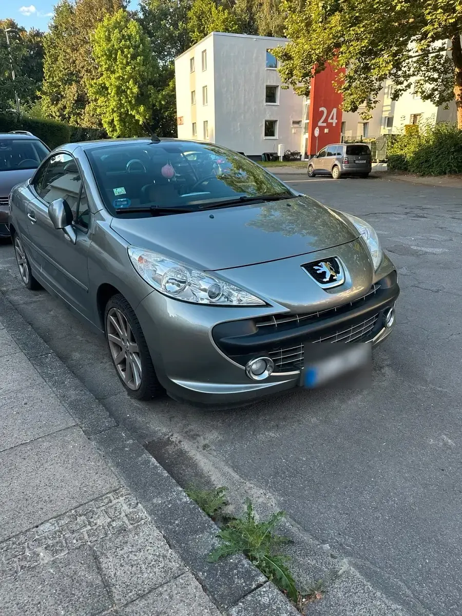 Gebraucht Peugeot 207 CC Roland Garros 120 PS (88 kW) 2008 Grün Cabrio