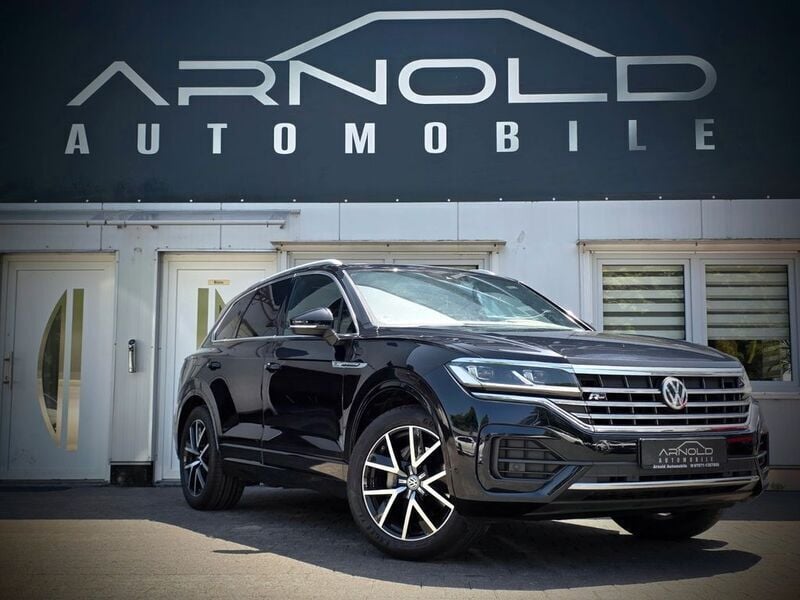 Schwarz Gebraucht 2019 VW Touareg R-line SUV | 44.900 € - Bild 1/4