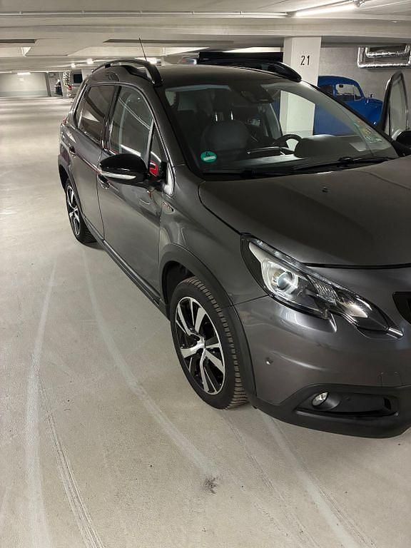Gebraucht Peugeot 2008 Allure 120 PS (88 kW) 2020 Grau SUV