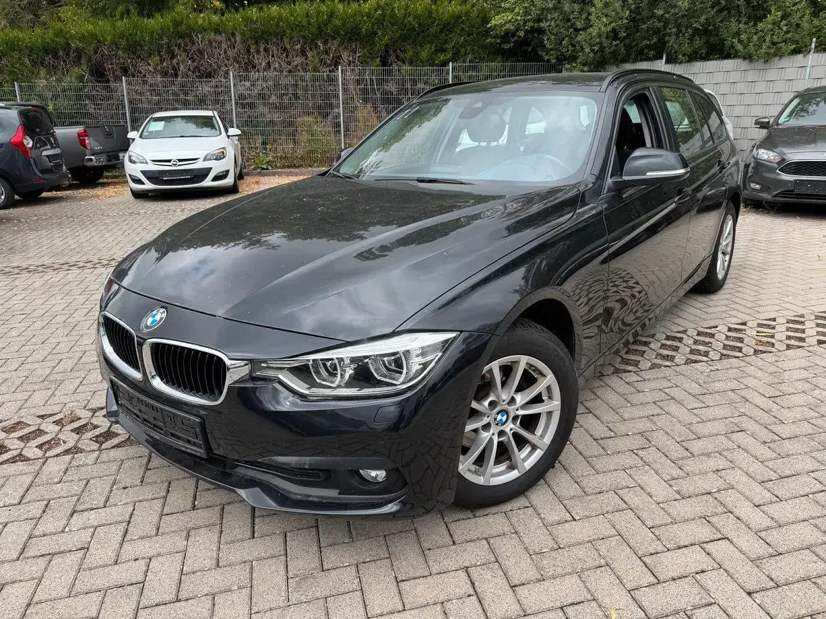 Gebraucht BMW 316 116 PS (85 kW) 2019 Schwarz Kombi