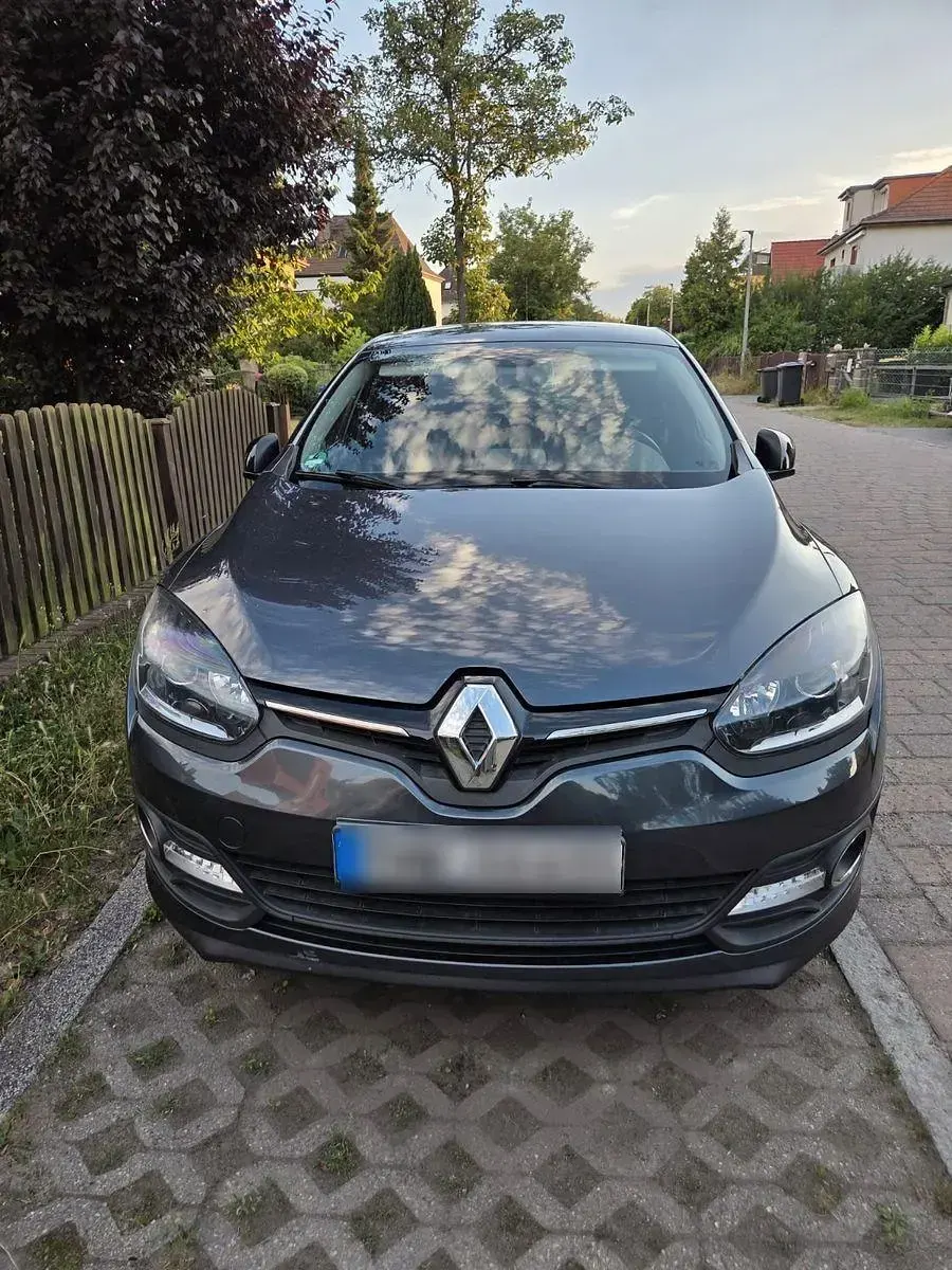 Gebraucht Renault Mégane LIMITED 110 PS (80 kW) 2015 Limousine