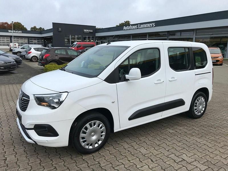 Weiß Gebraucht 2020 Opel Combo Life Edition Van / Kleinbus | 15.990 € (Fairer Preis) - Bild 1/4