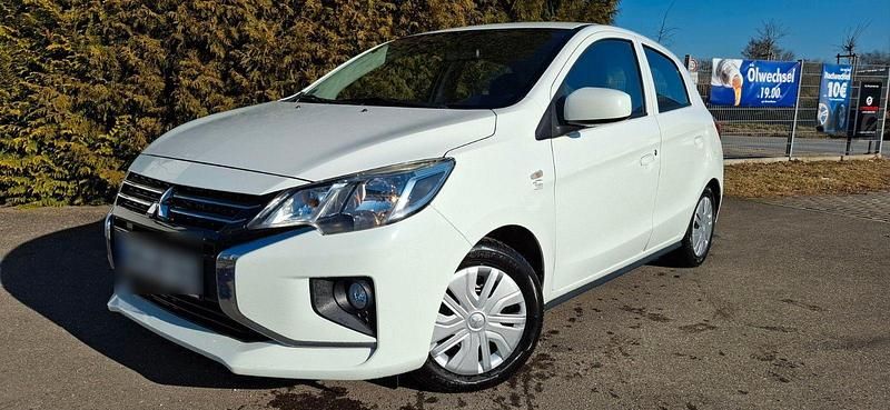Weiß Gebraucht 2020 Mitsubishi Space Star Diamant Edition Kleinwagen | 8.575 € (Guter Preis) - Bild 1/4