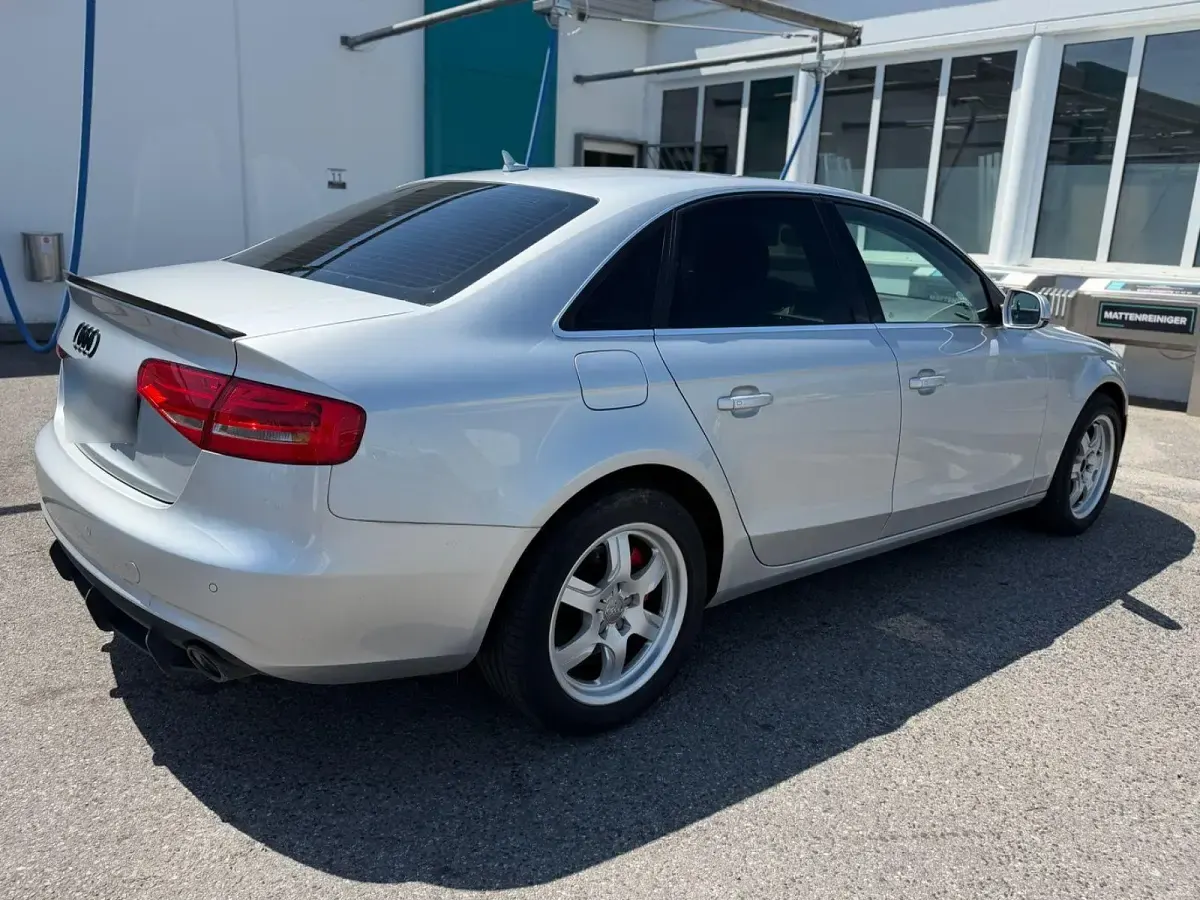 Gebraucht Audi A4 Sport 204 PS (150 kW) 2013 Silber Limousine