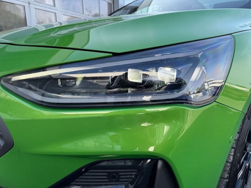 Gebraucht Ford Focus ST 280 PS (205 kW) 2023 Mean green Limousine