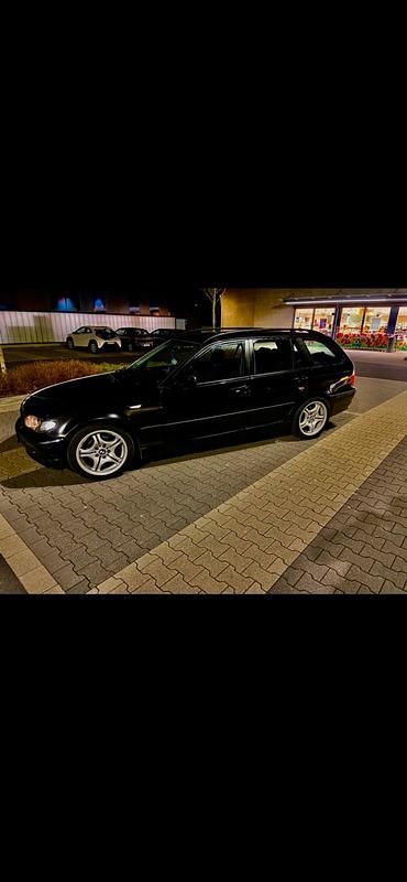 Gebraucht BMW 320 150 PS (110 kW) 2002 Schwarz Kombi