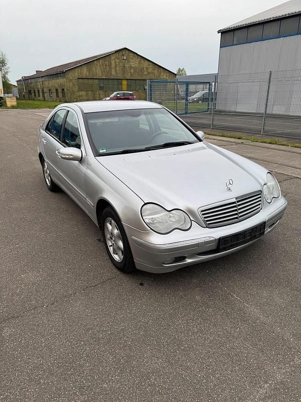 Gebraucht Mercedes C200 163 PS (119 kW) 2003 Silber Limousine
