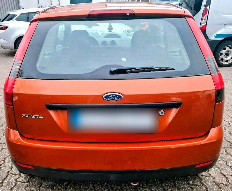 Gebraucht Ford Fiesta 80 PS (58 kW) 2005 Rot Kleinwagen