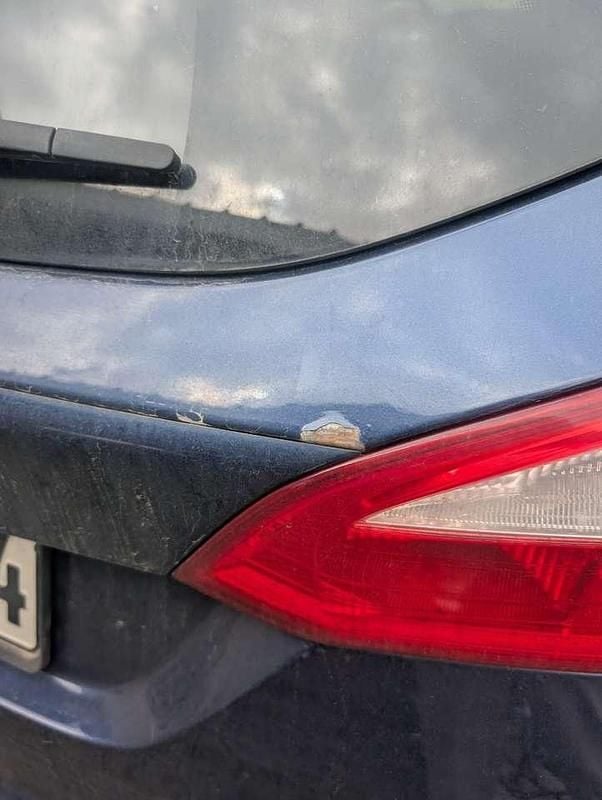 Usado Ford Focus Trend 105 CV (77 kW) 2013 Azul Familiar