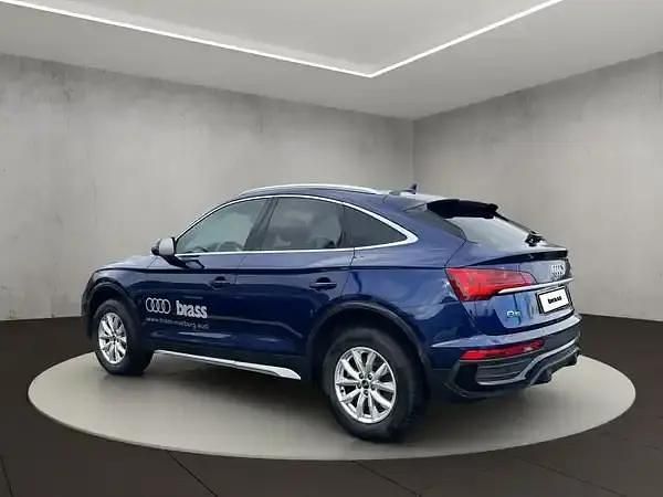 Gebraucht Audi Q5 Ambiente 204 PS (150 kW) 2022 Navarrablau metallic SUV