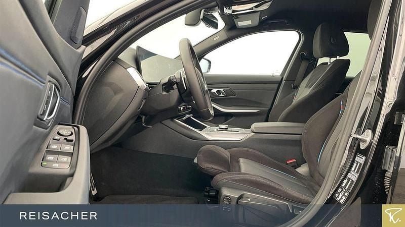 Gebraucht BMW 330 M Sport 245 PS (180 kW) 2025 Schwarz Limousine