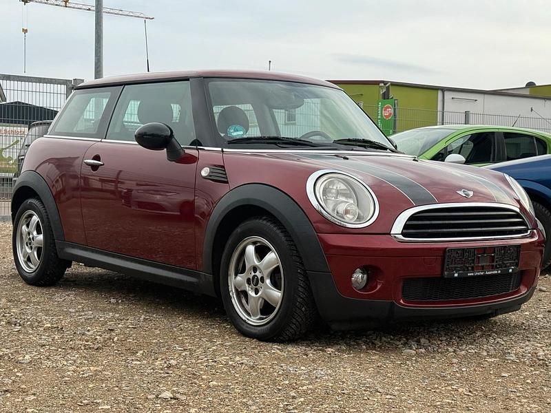 Rot Gebraucht 2009 Mini Cooper Kleinwagen | 3.980 € - Bild 1/4