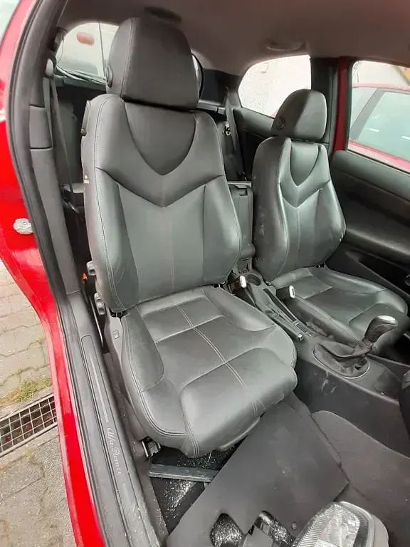 Gebraucht Alfa Romeo 147 Distinctive 120 PS (88 kW) 2003 Rot Kleinwagen