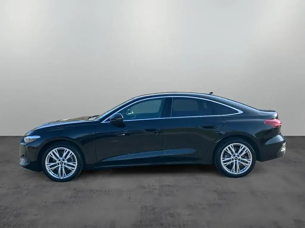 Gebraucht Audi A5 204 PS (150 kW) 2025 Mythosschwarz metallic Limousine