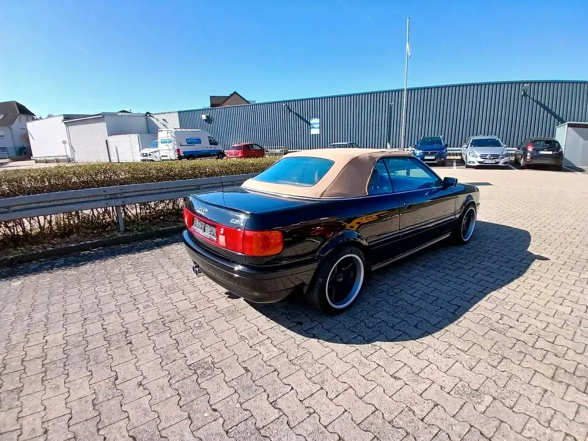 Gebraucht Audi 80 133 PS (97 kW) 1991 Schwarz Cabrio