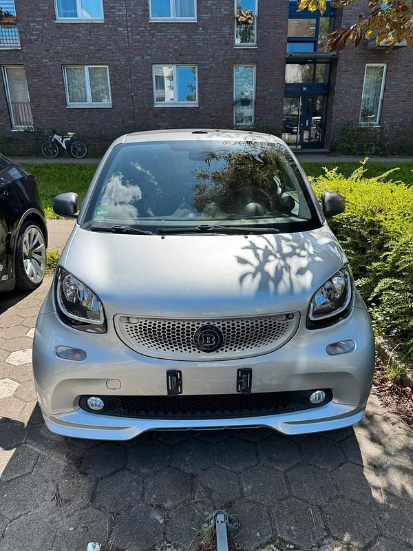 Silber Gebraucht 2016 Smart ForTwo Cabrio Brabus Cabrio | 9.900 € (Guter Preis) - Bild 1/4