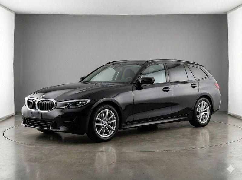 Schwarz Gebraucht 2020 BMW 320 Sport Line Kombi | 24.990 € (Fairer Preis) - Bild 1/4