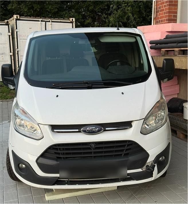 Weiß Gebraucht 2016 Ford Transit Custom Van / Kleinbus | 4.700 € (Guter Preis) - Bild 1/3