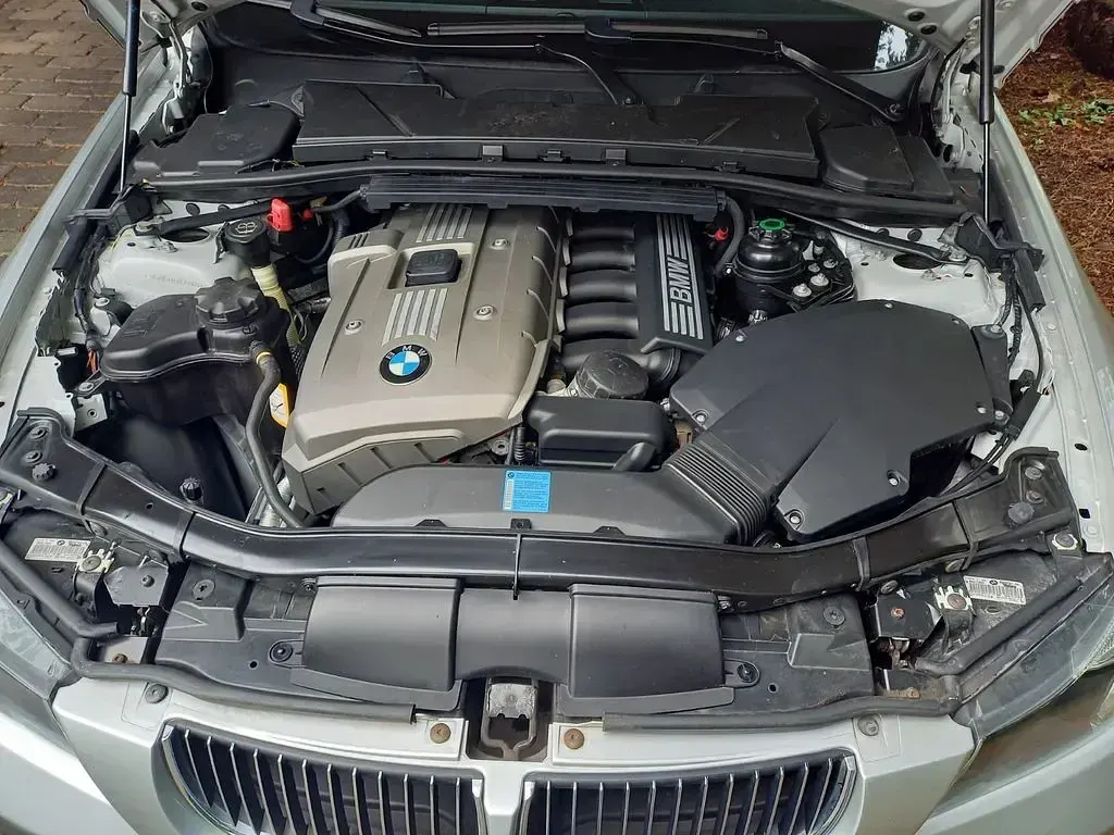Gebraucht BMW 325 M Performance 218 PS (160 kW) 2005 Silber Limousine