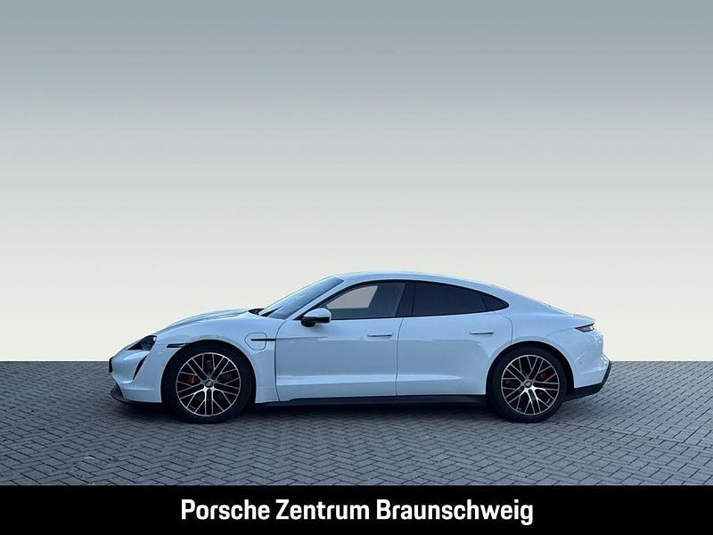 Second-hand Porsche Taycan 4S 419 kW (571 CP) 2020 Alb Berlinǎ