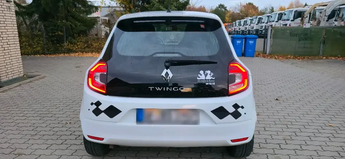 Gebraucht Renault Twingo 69 PS (50 kW) 2022 Weiß Kleinwagen