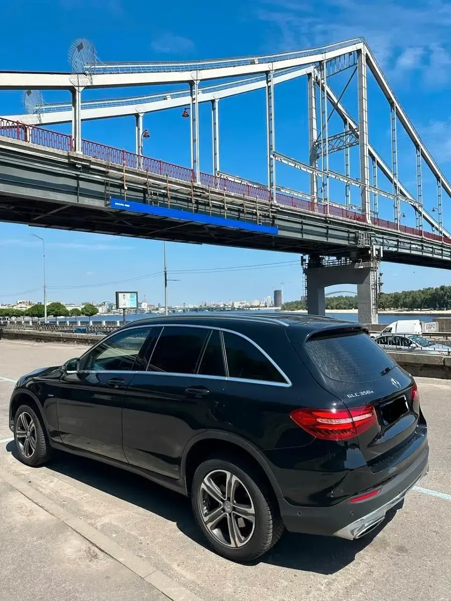 Gebraucht Mercedes GLC350 320 PS (235 kW) 2016 Schwarz SUV