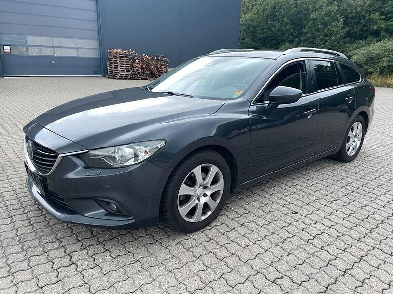 Grau Gebraucht 2013 Mazda 6 Sports-Line Limousine | 7.300 € (Superpreis) - Bild 1/4