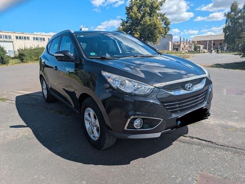 Schwarz Gebraucht 2011 Hyundai ix35 Comfort SUV | 7.199 € (Guter Preis) - Bild 1/4