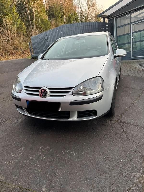 Gebraucht VW Golf IV 116 PS (85 kW) 2004 Silber Kleinwagen