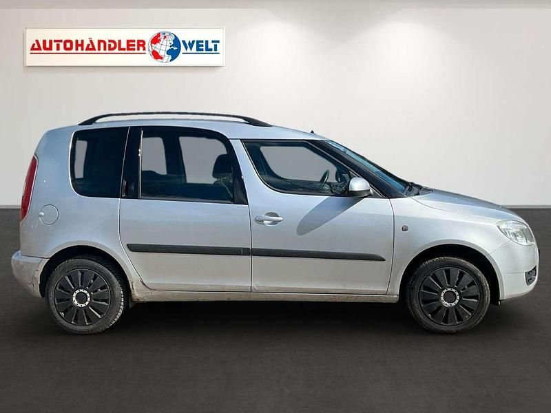 Gebraucht Skoda Roomster 86 PS (63 kW) 2009 Silber Van / Kleinbus