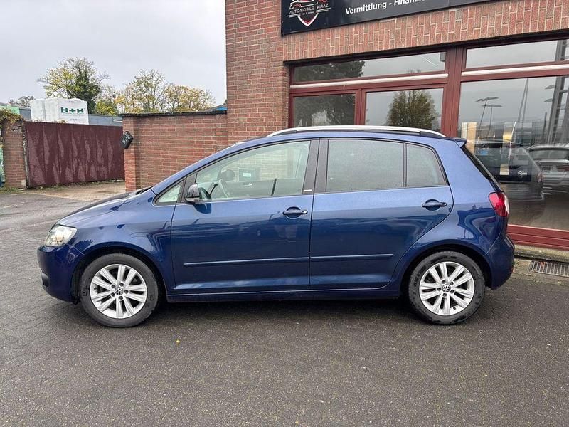 Usado VW Golf VII Style 105 HP (77 kW) 2012 Azul Sedan