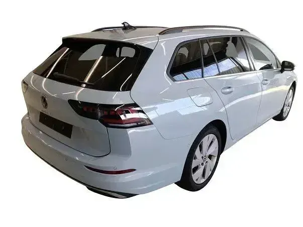 Gebraucht VW Golf VIII Style 150 PS (110 kW) 2025 Blau Kombi