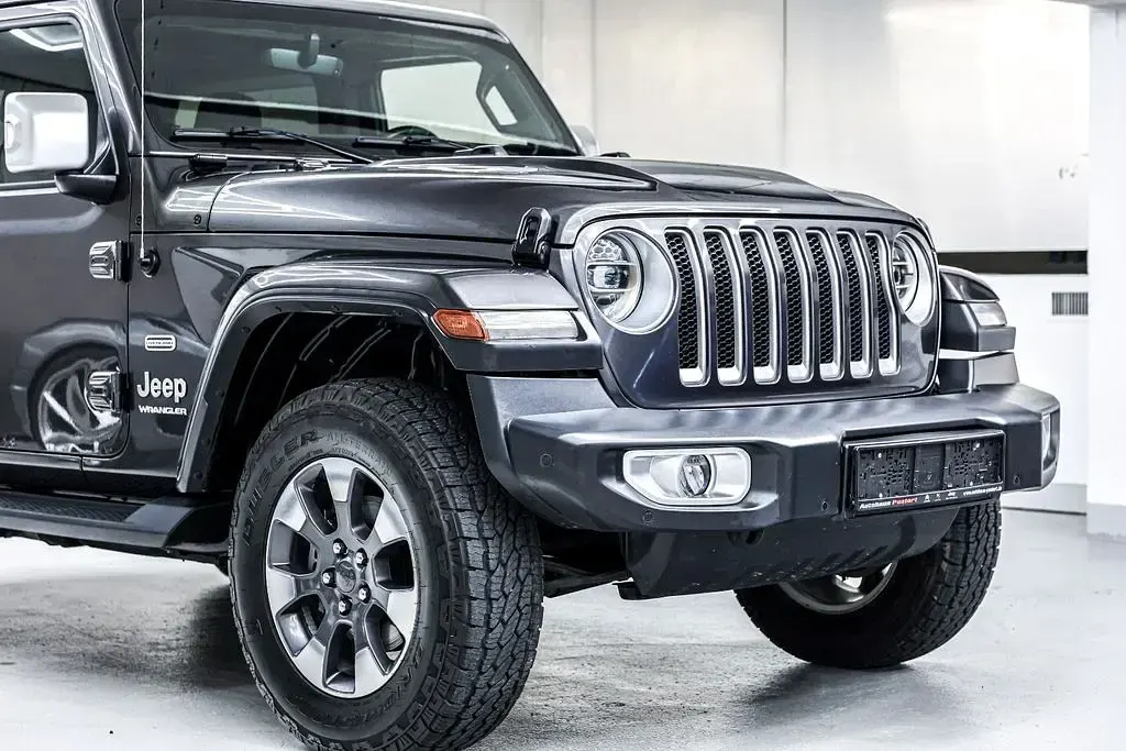 Gebraucht Jeep Wrangler Overland 200 PS (147 kW) 2018 Grau SUV