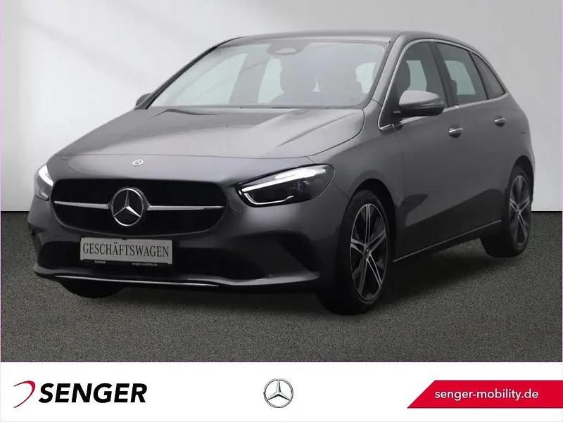 Lack hightechsilber Gebraucht 2025 Mercedes B180 Progressive Van / Kleinbus | 34.880 € (Fairer Preis) - Bild 1/1