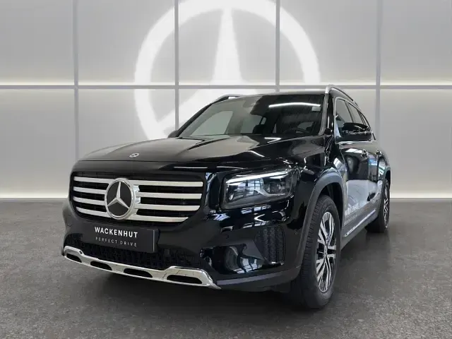 Gebraucht Mercedes GLB220 Advanced Plus 190 PS (139 kW) 2026 Schwarz SUV