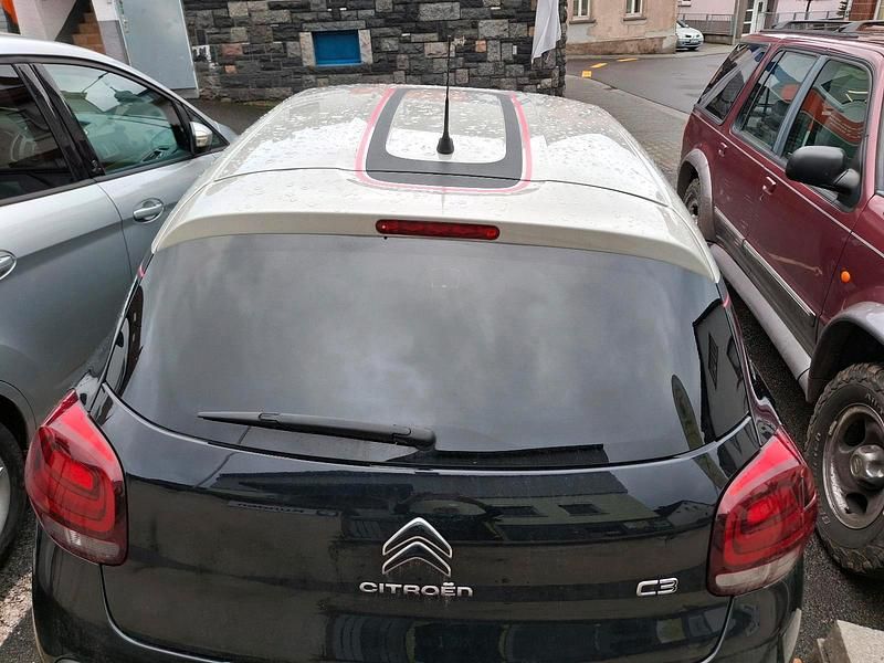 Gebraucht Citroën C3 83 PS (61 kW) 2019 Schwarz Kleinwagen