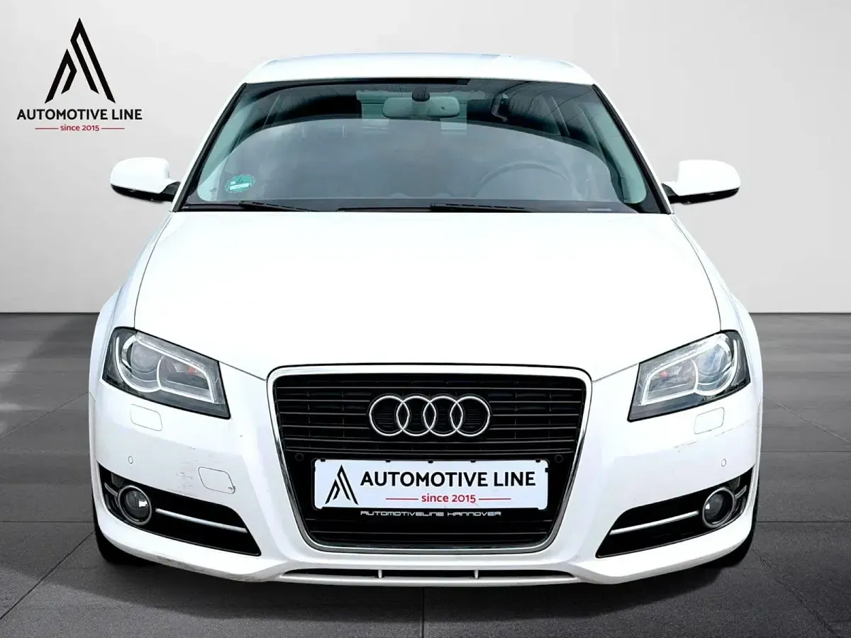 Gebraucht Audi A3 Sport 125 PS (91 kW) 2010 Weiß Kleinwagen