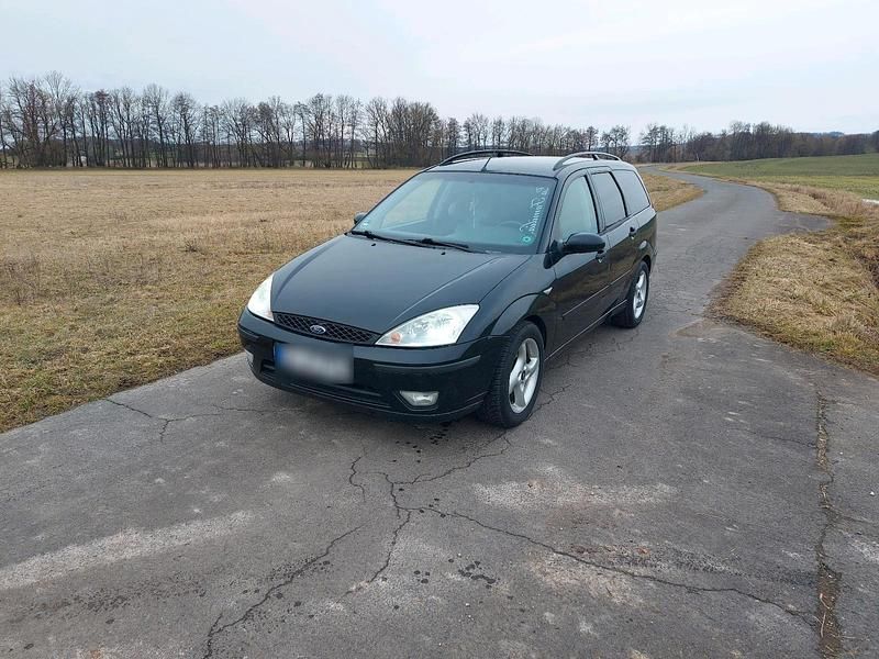 Gebraucht Ford Focus 101 PS (74 kW) 2002 Schwarz Kombi