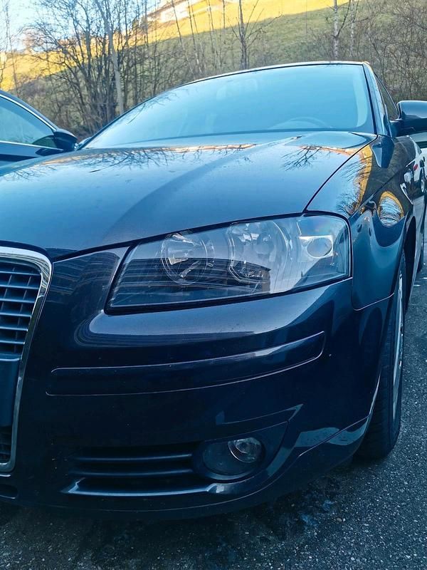 Grau Gebraucht 2007 Audi A3 Limousine | 3.000 € (Guter Preis) - Bild 1/3