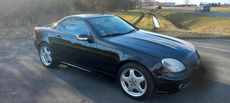Gebraucht Mercedes SLK320 218 PS (160 kW) 2001 Schwarz Cabrio