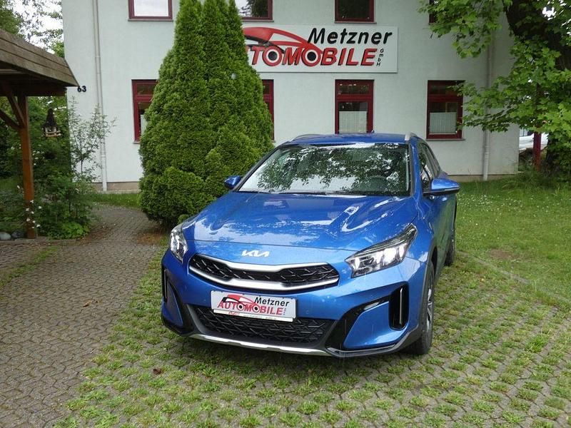 Neu Kia XCeed 140 PS (102 kW) 2025 Blau SUV