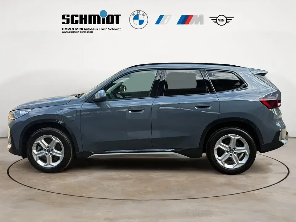 Gebraucht BMW X1 xLine 326 PS (239 kW) 2025 (grau)  bmw individual storm bay SUV