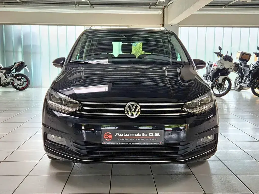Gebraucht VW Touran Sound 150 PS (110 kW) 2017 Schwarz Van / Kleinbus