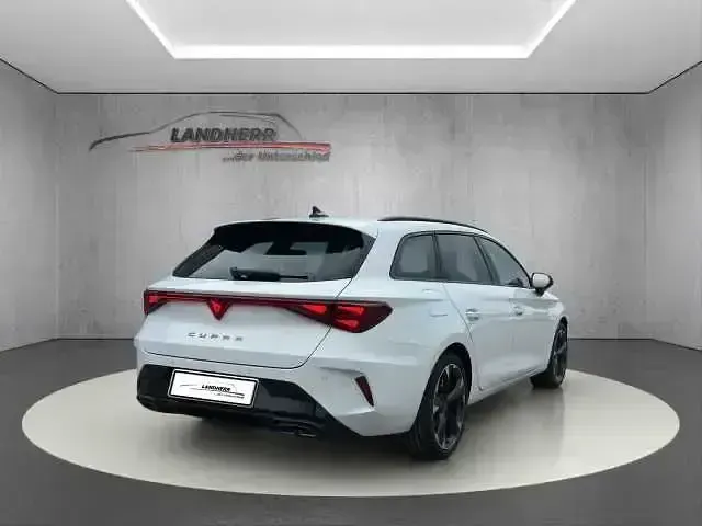 Nuova Cupra Leon 150 CV (110 kW) 2026 Bianco Station wagon